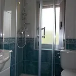 La Tata 3*