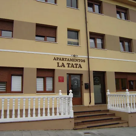 Lägenhetshotell La Tata 3*